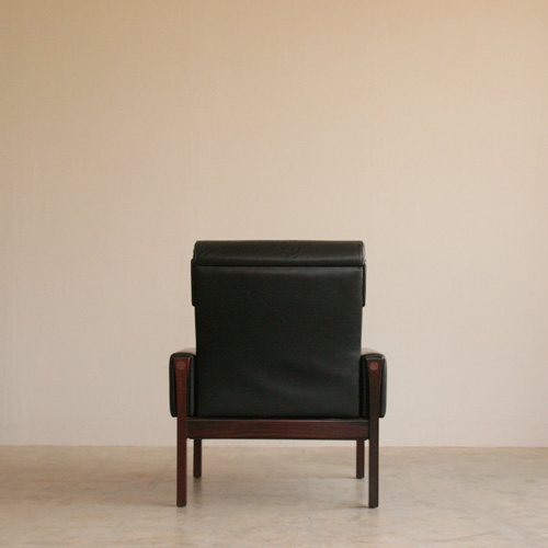 『AP62 Lounge Chair(Rosewood)』_c0211307_1430342.jpg