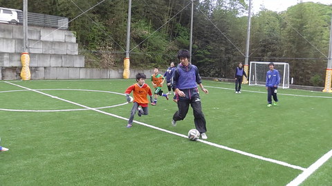 4/29(金・祝) UNOフットボールファーム(新コート)落成式〜_a0059812_15514218.jpg