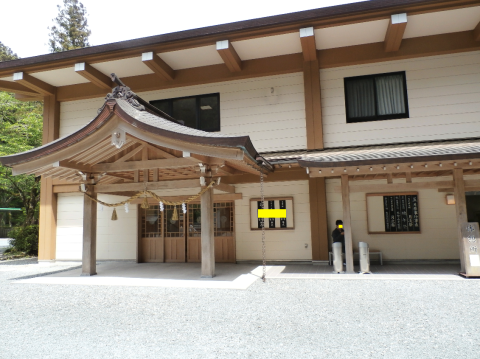 珍しくはないですが、お国神社に行ってきました。_f0212142_08415418.png