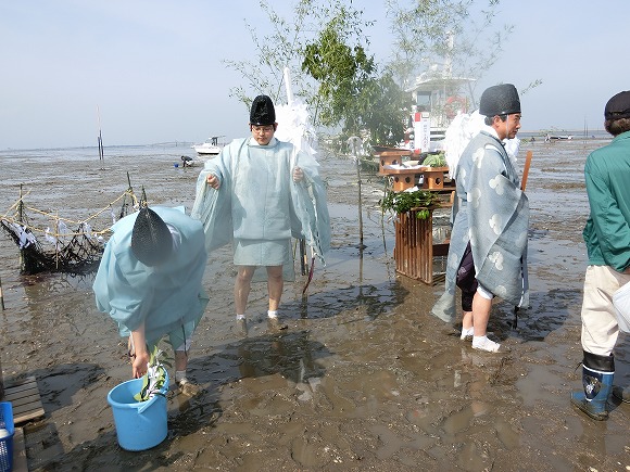 ２０１６風浪宮沖詣り海神祭（干潮の有明海にて）・千寿の楽しい歴史_a0137997_1753136.jpg