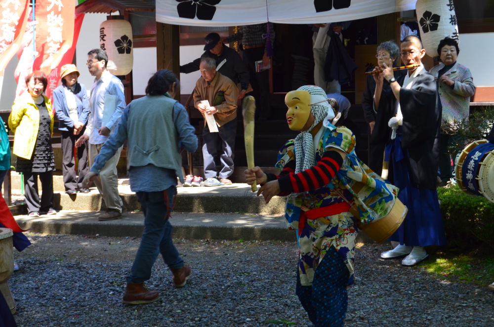 玉王山長根寺　尾玉大権現御縁日_f0011632_18363788.jpg