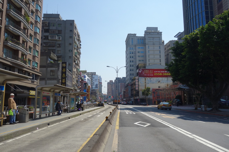 賣麵炎仔 金泉小吃店 台北市安西街/台湾大衆食堂~台湾へ行きタイワーン 3日目 5_a0287336_22272918.jpg