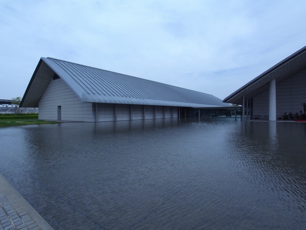 建築見学旅行二日目 _c0166668_85818.jpg