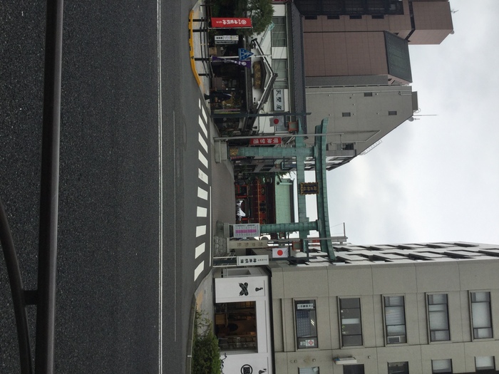 巨大アヒルは、その手で掴め_d0067943_9243780.jpg