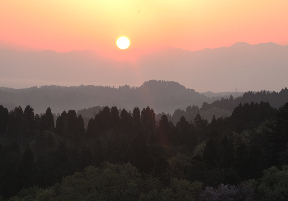 富山県　砺波市　御来光_c0108146_21304395.jpg