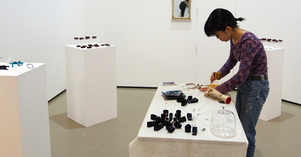 搬入完了!【佐藤奈穂子作品展〜おとはちいさく、ひかりはあわく〜】_a0017350_02394475.jpg