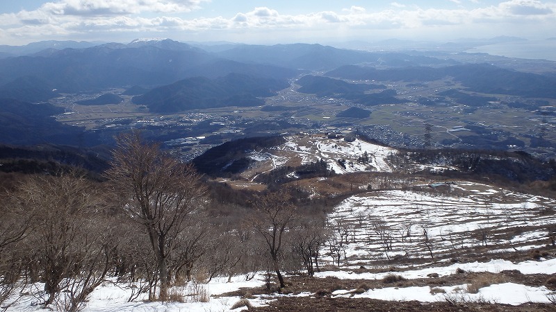 戦国の歴史秘めた伊吹山弥高尾根を探索_c0097754_15595222.jpg