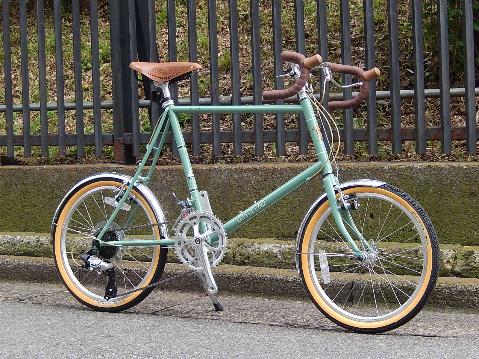 5月11日 渋谷 原宿 の自転車屋 FLAME bike前です_e0188759_19344490.jpg