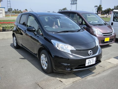 富山旅行 番外編 レンタカーの日産ノート 某の雑記帳 富山旅行 番外編 レンタカーの日産ノート 某の雑記帳