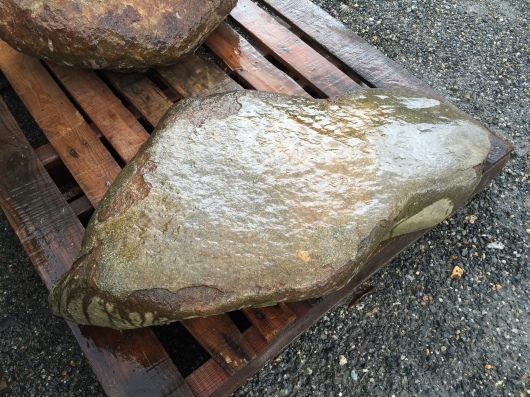 本鞍馬石 ウブ飛石 【公式通販】