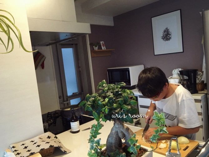 娘の部屋の掛け時計。それからお気に入りの器 × コロッケ!_a0341288_11360813.jpg