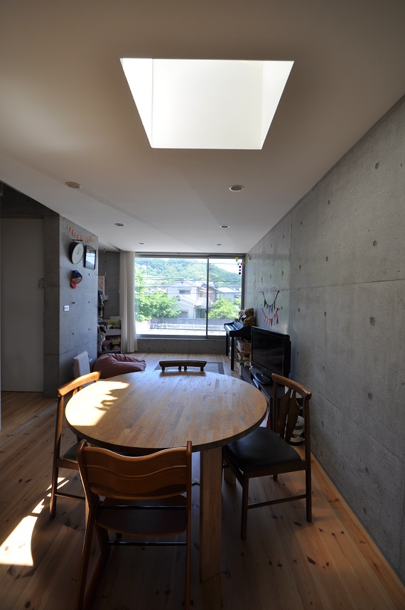 狭小住宅に住んでみた7_e0028417_1421945.jpg