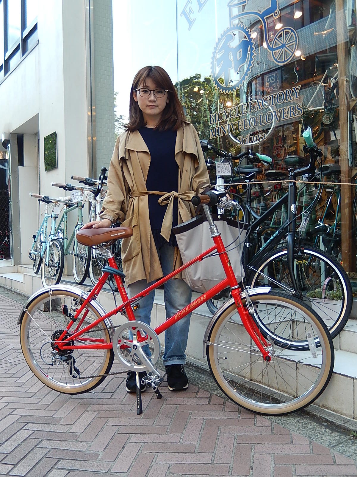 5月12日 渋谷 原宿 の自転車屋 FLAME bike前です_e0188759_18425910.jpg