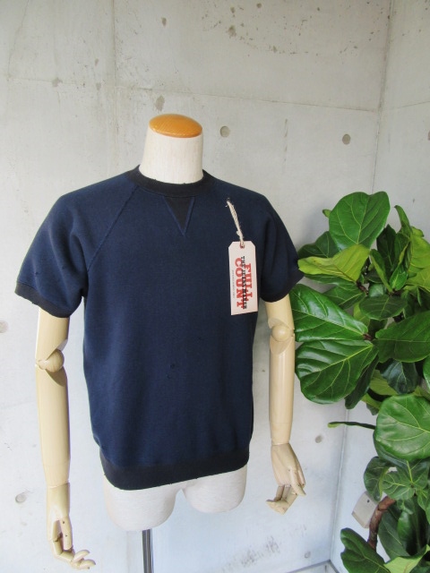 FULL COUNT ・・・ 注目のDAMAGED SWEAT S/S TEE・後発カラーGRAY 色!★!_d0152280_1842259.jpg