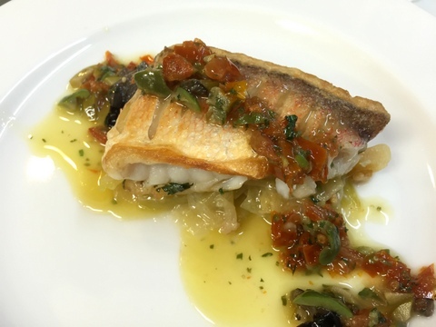 甘鯛のムニエル オリーブとドライトマト イル レオーネ 千林大宮駅近くのシェフソムリエのブログ