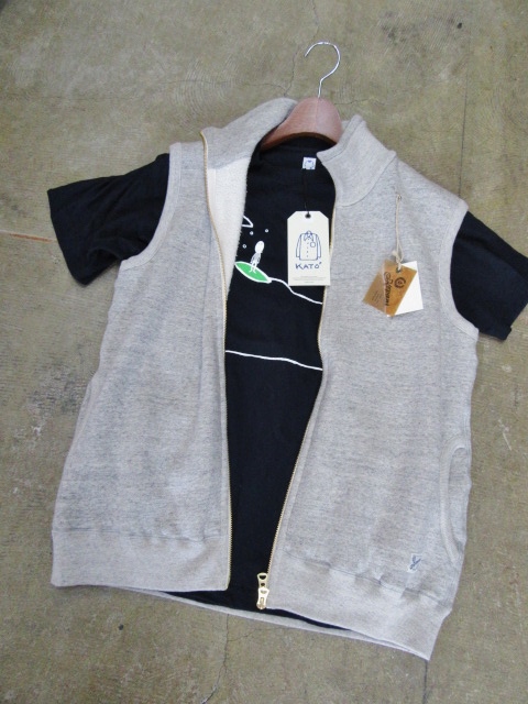 毎期・注目のKato より、SIMPLE な・・いつものユル~ぃキャラTEE!★!_d0152280_2112157.jpg