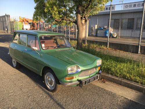 シトロエン揃い踏みしました_c0105691_18225225.jpg