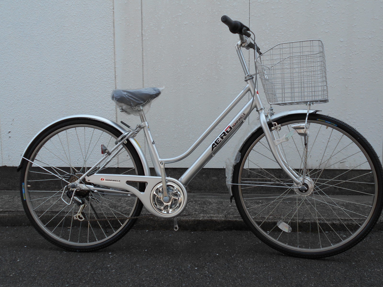 5/14 特価品情報:ノーパンク自転車編_b0189682_14323430.jpg