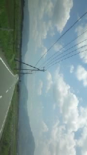 熊本におります。これは橋が落ちた現場。_a0103999_17575211.jpg