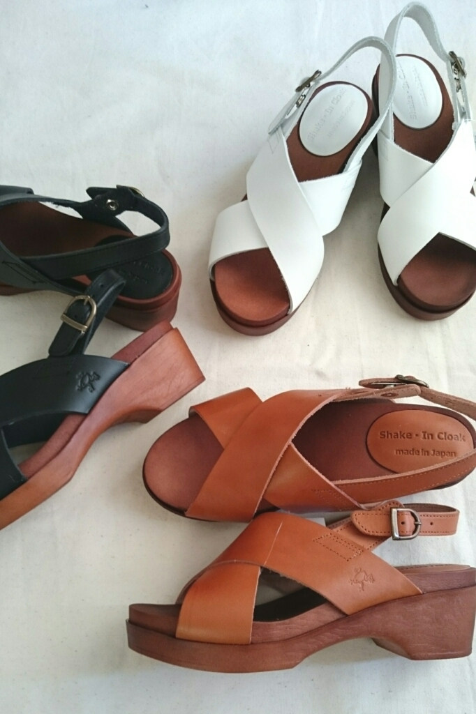 Shake・in cloak
Leather Sandal_c0118809_09301232.jpg