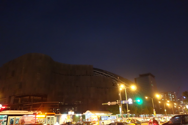 台湾へ行きタイワーン 3日目 11~台北101方面へ_a0287336_20494688.jpg