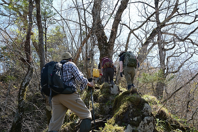 ピセナイ山1027m✮晴天無風✮2016.5.14_e0335379_10484729.jpg