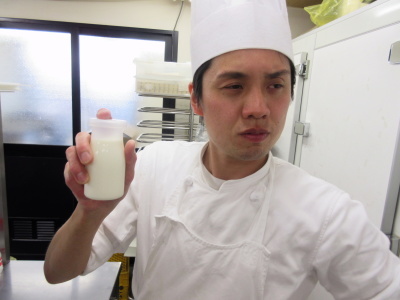 牛乳ぷりんトゥルンッ♪_a0171984_18405676.jpg