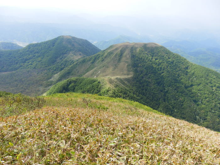 三瓶山を駆ける_f0219710_10342901.jpg
