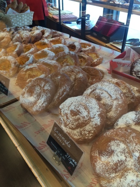 スペイン版DEAN&DELUCA、マヨルカにあるものは?_b0345136_22121370.jpg