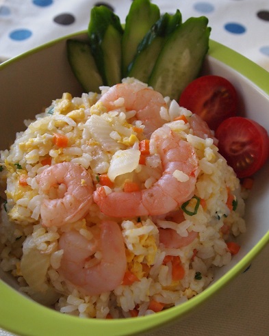 ５月１３日（カオパットクンとパクチーと春雨のスープ）のお弁当_c0306839_7413540.jpg