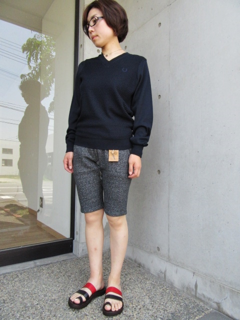 FRED PERRY (LAUREL LINE) ･･･ イタリア製SUMMER V NECK KNIT STYLE！★！_d0152280_20531122.jpg