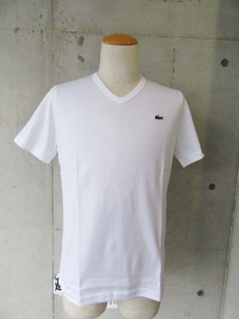 FRED PERRY (LAUREL LINE) ･･･ イタリア製SUMMER V NECK KNIT STYLE！★！_d0152280_2184950.jpg
