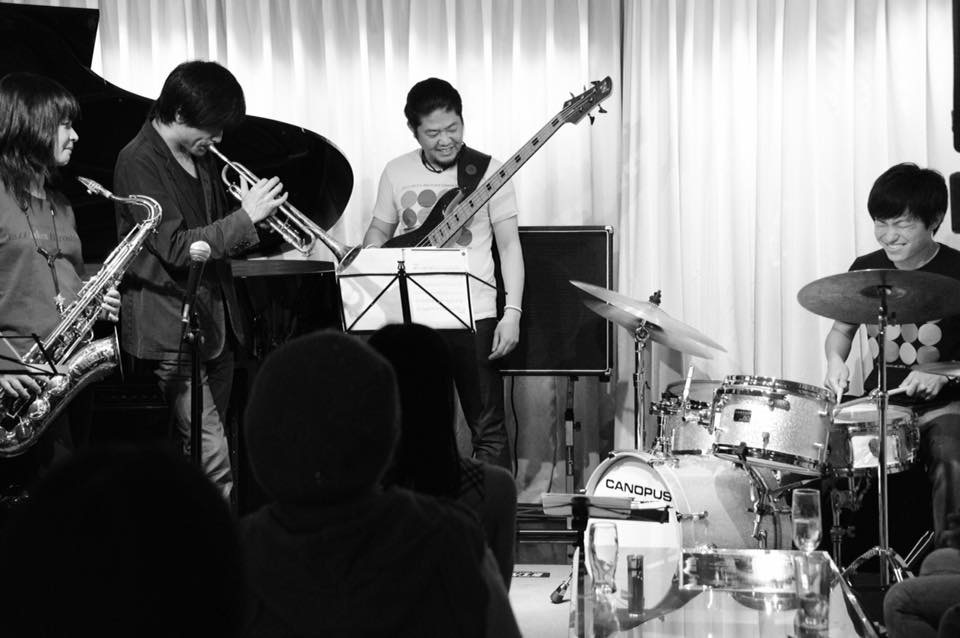 Jazzlive comin 広島  明日17日 の ライブ_b0115606_22152555.jpeg
