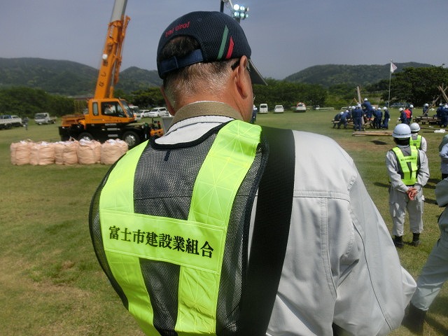 昨年9月の鬼怒川水害を思い出す中での28年度富士市水防訓練_f0141310_759416.jpg