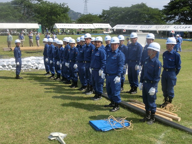 昨年9月の鬼怒川水害を思い出す中での28年度富士市水防訓練_f0141310_81468.jpg