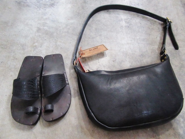 大好評のSLOW より、Stomach Shoulder BAG!★! (再)_d0152280_10195595.jpg