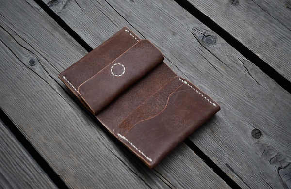 compact half wallet_b0172633_2265723.jpg