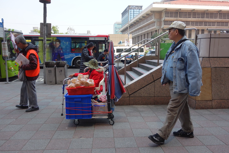 台湾へ行きタイワーン 4日目 2~まだまだ朝の散歩_a0287336_21572980.jpg