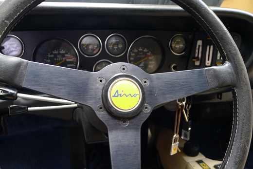 ミラノの208gt4_a0129711_17264965.jpg