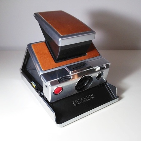 Polaroid 【SX-70  FIRST MODEL】入荷いたしました。_b0366839_15301407.jpg