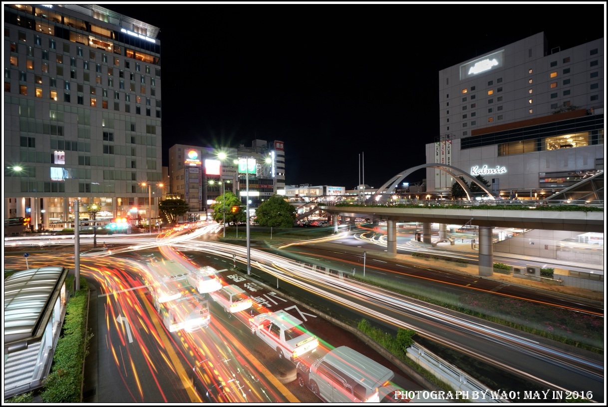 夜の駅前交差点_c0198669_23022927.jpg