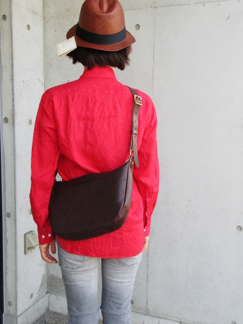 大好評のSLOW より、Stomach Shoulder BAG!★! (再)_d0152280_10381534.jpg