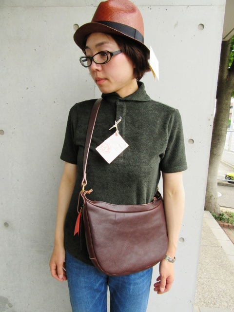 大好評のSLOW より、Stomach Shoulder BAG!★! (再)_d0152280_10384741.jpg