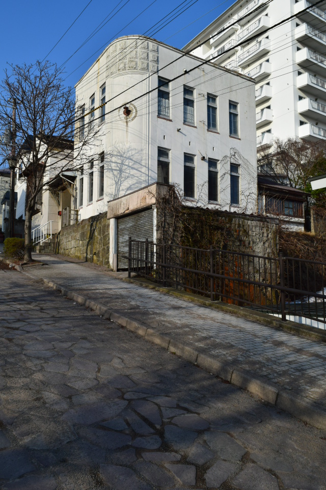 旧仁壽生命函館支店(建築家・関根要太郎函館作品?再訪、その6)_f0142606_7283344.jpg