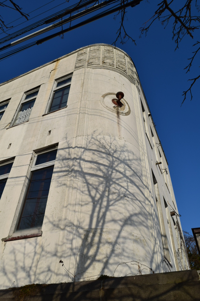 旧仁壽生命函館支店(建築家・関根要太郎函館作品?再訪、その6)_f0142606_7402965.jpg