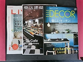 毎日一冊がノルマです!_d0091909_15394974.jpg