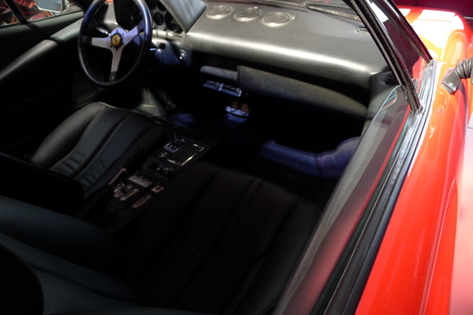 modna の308GTBと9000kmのGTBターボ_a0129711_0142049.jpg