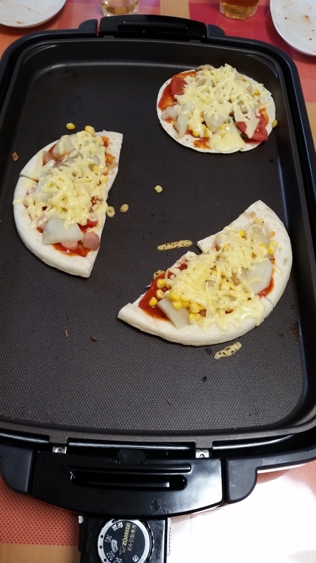 あじさい荘昼食 ピザパーティー 今日の献立