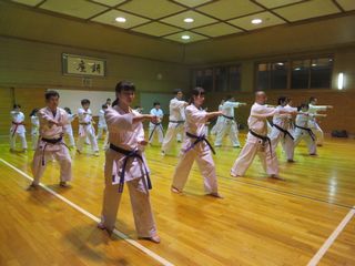 土曜日空手 YC琴似・八軒・宮の沢・麻生_c0118332_235648.jpg