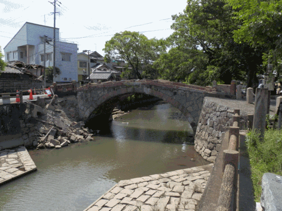 a0212557_13175941.gif